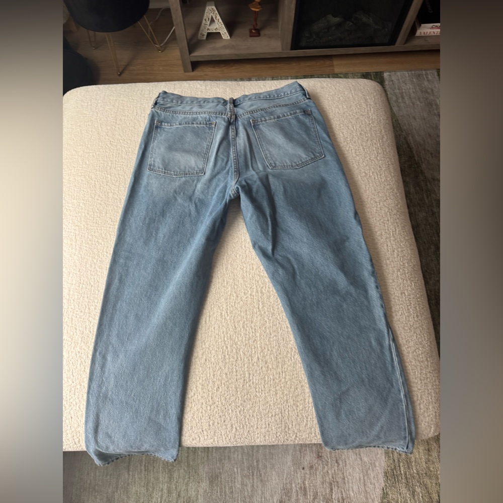 Old Navy Light Blue Relaxed Jeans - Picture 4 of 4
